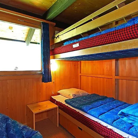 別荘 Sleeps 8 Wifi